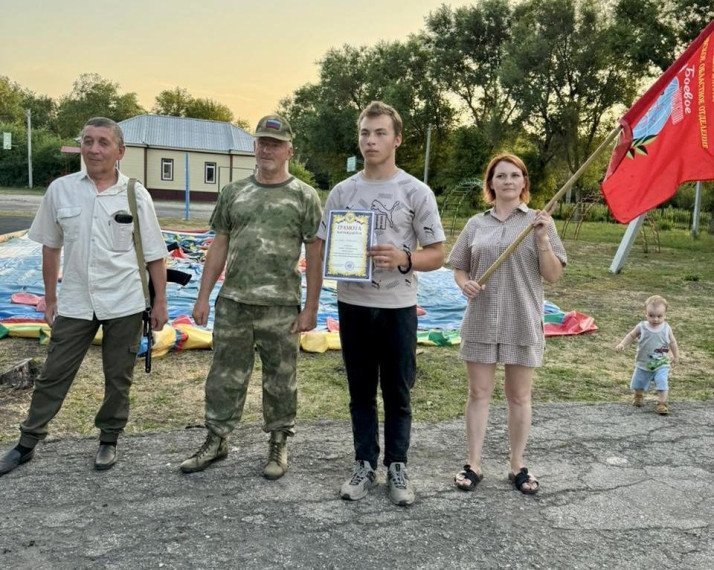 В детском оздоровительном лагере "Радуга" прошла военно-спортивная игра "Боевая тропа".